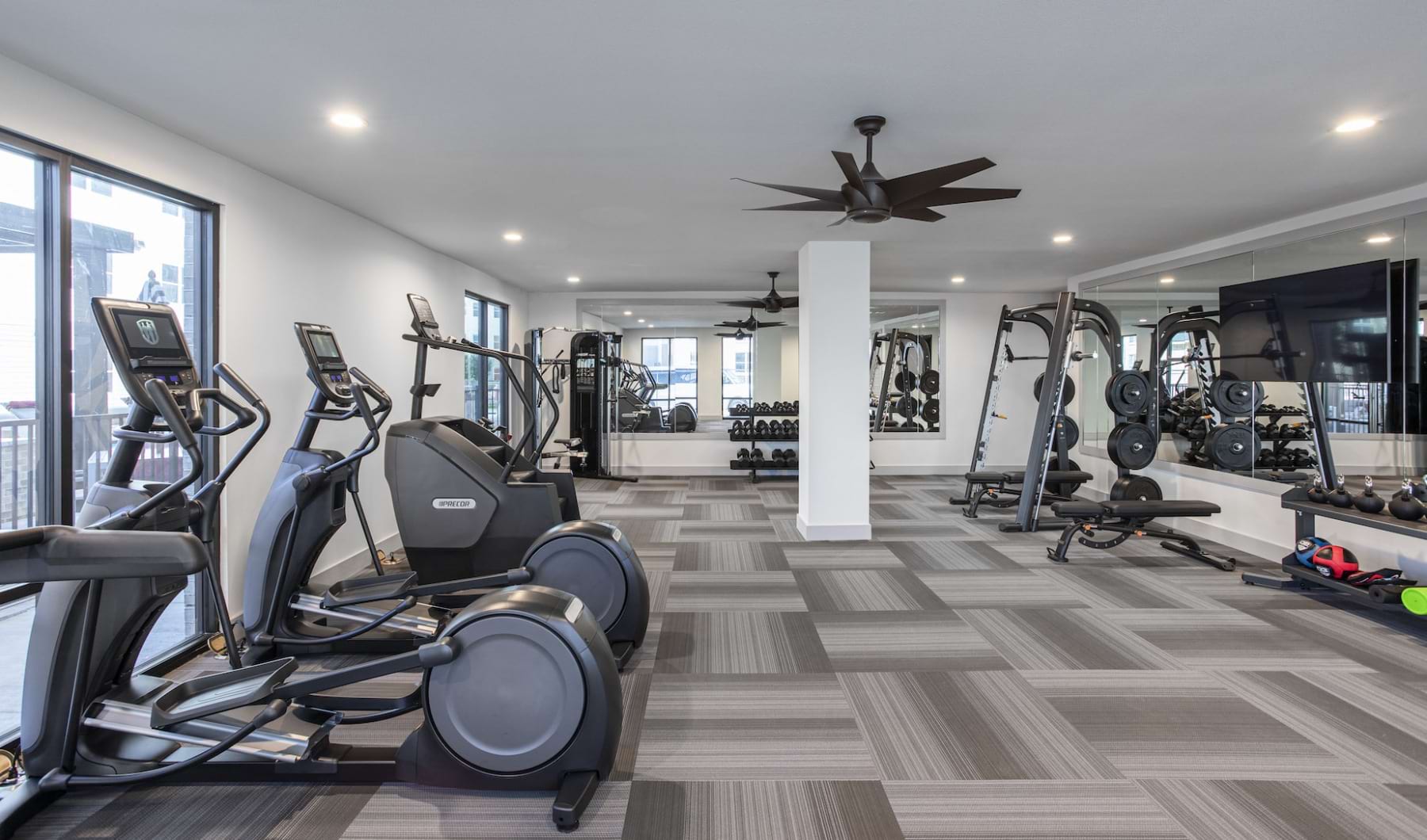 Fitness Center Fitness Center with fitness equipment
